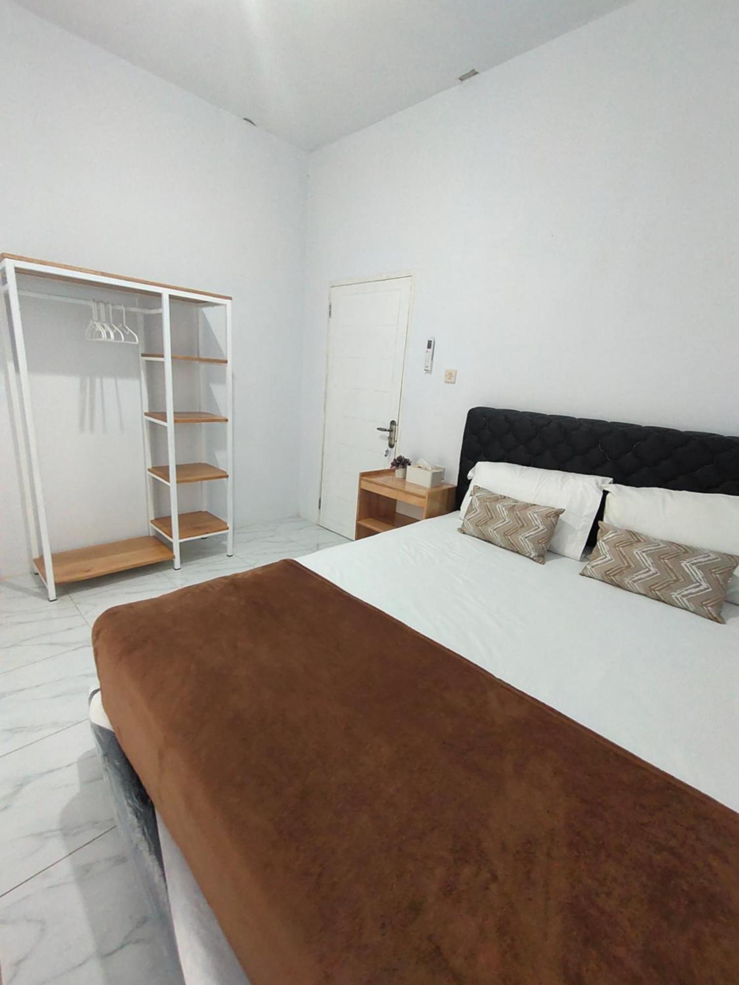 Stella Villa Ngurbloat Zimmer foto